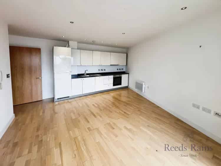 2 Bedroom Flat to Rent Liverpool L3 - Unfurnished Open Plan