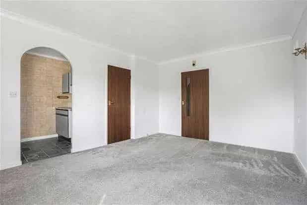 1 bed flat for sale