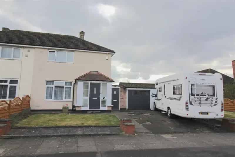 2 Bedroom Semi Detached House For Sale