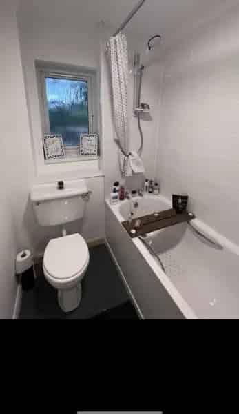 2 Bed House Near Sainsbury's Cambridge Pets Allowed