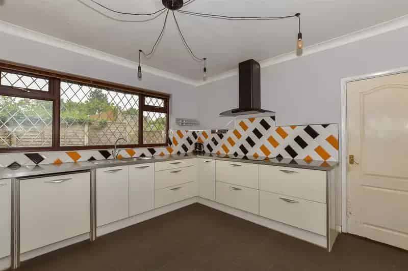4 Bedroom Chalet Bungalow for Sale