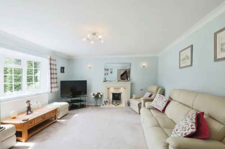 House For Sale in Westfield Lane, Malvern Hills, England