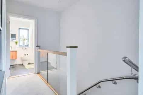 3 Bedroom House Southampton Solar Panels Double Driveway Landscaped Garden En Suite