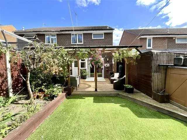 3 bedroom semi-detached house for sale