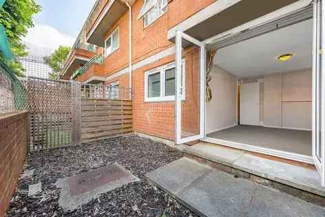 1 Bedroom Flat 54m2 London Patio Garden Pet Friendly