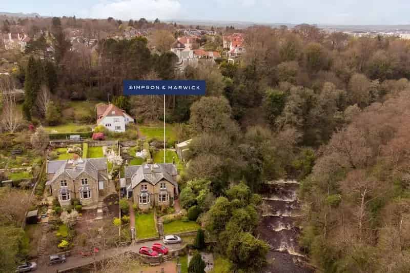 5 Bedroom Victorian Semi-Detached House for Sale in Colinton Edinburgh