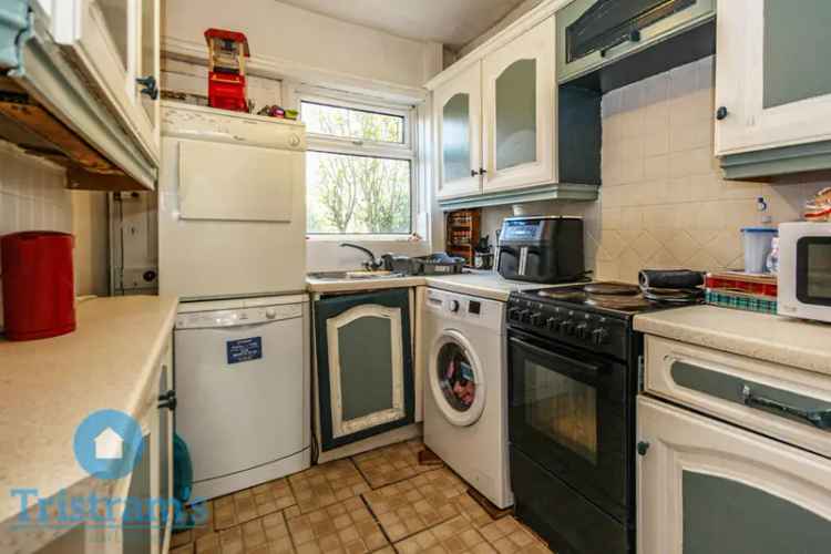 3 Bedroom Semi Detached House to Rent No Upward Chain