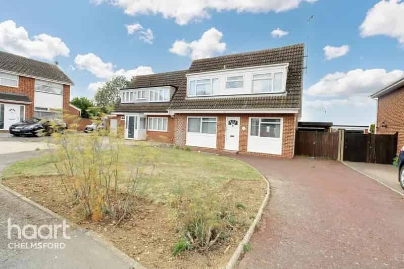 2 Bedroom Detached House for Sale