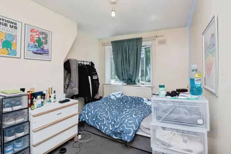 2 Bedroom Flat for Sale near Salford Quays