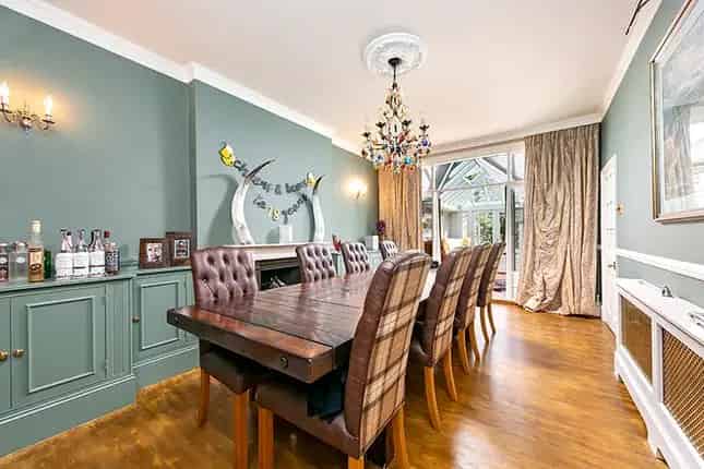 End Terrace House for Sale Kew Road Richmond TW9
