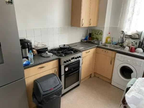 Convenient Location with Schools Transport and Shops Nearby