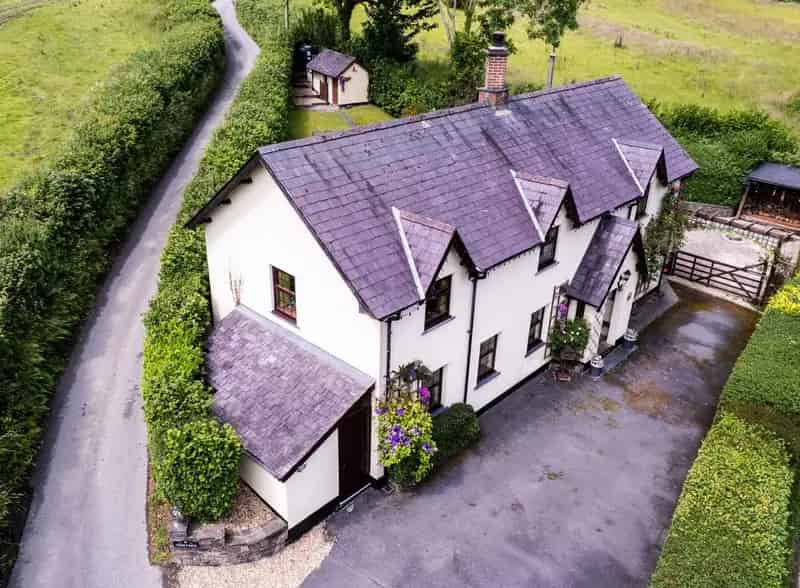 Detached House for sale with 3 bedrooms, Llanilar, Aberystwyth