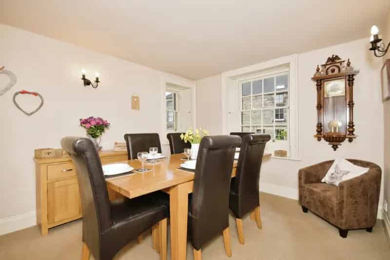 3-Bedroom Semi-Detached House in Longnor