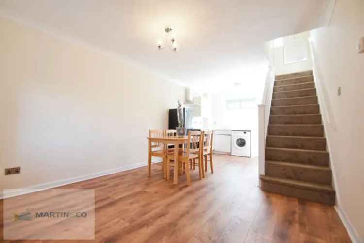 1 Bedroom House for Sale Near River Thames