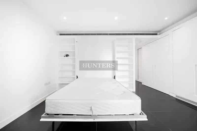 Studio Flat for Sale in Pan Peninsula Canary Wharf