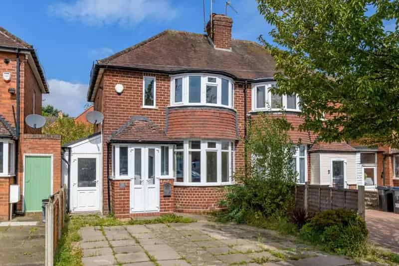 2 Bedroom Semi Detached House For Sale Northfield Birmingham