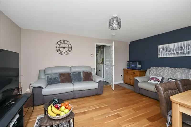 3 Bed Terraced House with 1 Reception Room Near Fort Kinnaird