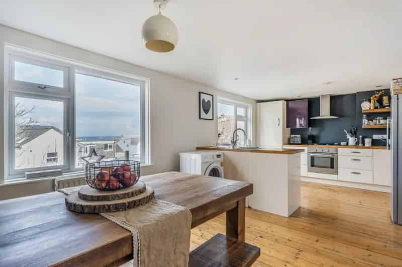 3 Bedroom House For Sale in Carbis Bay Near St Ives