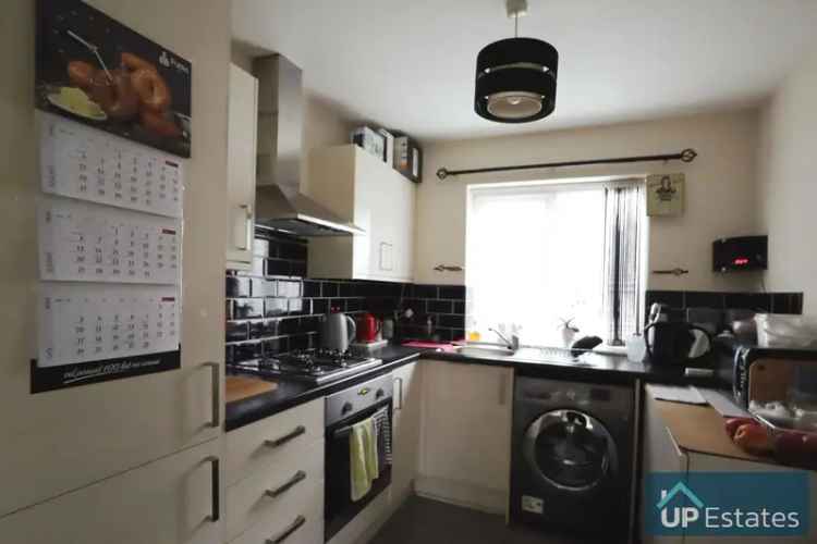 3 Bedroom Detached House to Rent
