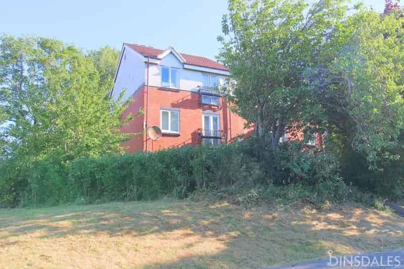 2 Bedroom Apartment to Rent