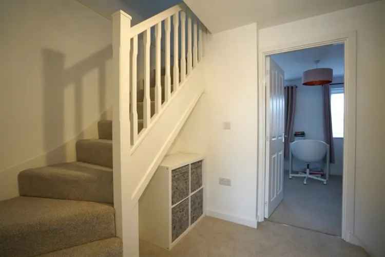 Modern Townhouse 3 Floors 3 Beds 2 Baths Open Plan Kitchen Family Home