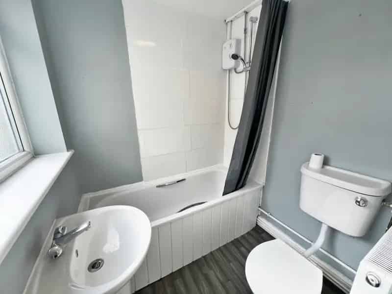 2 Bedroom House To Rent Available 05052025