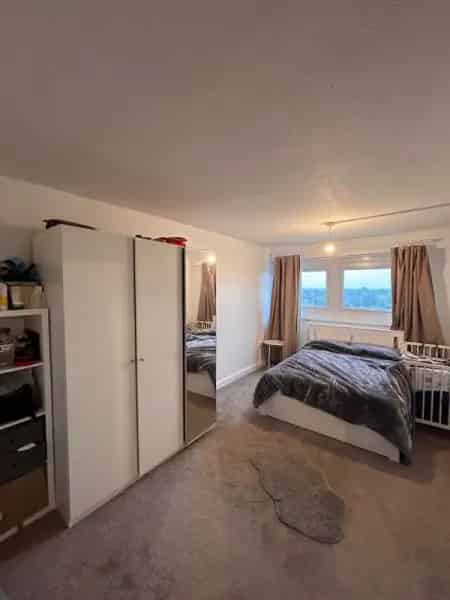 Airport Proximity Clean Apartment Nice View