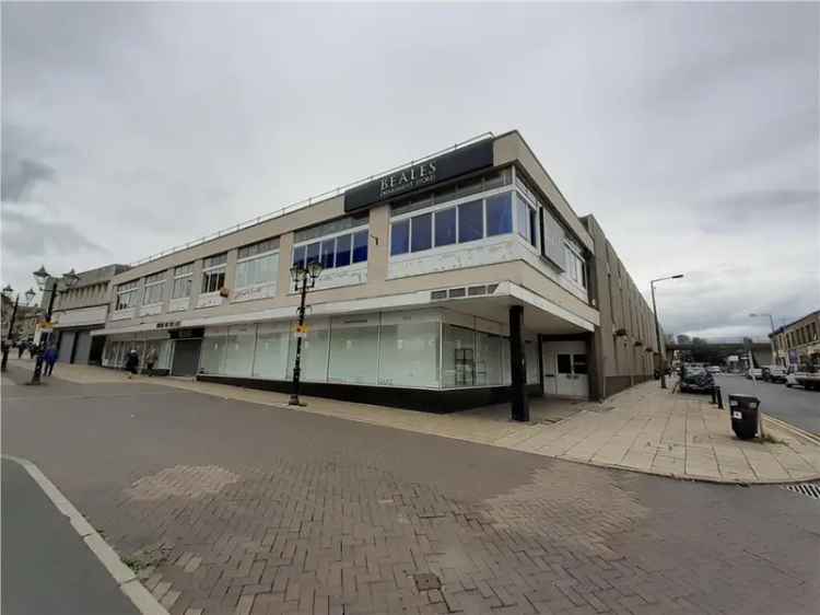 Large Former Department Store with Cafe and Staff Accommodation