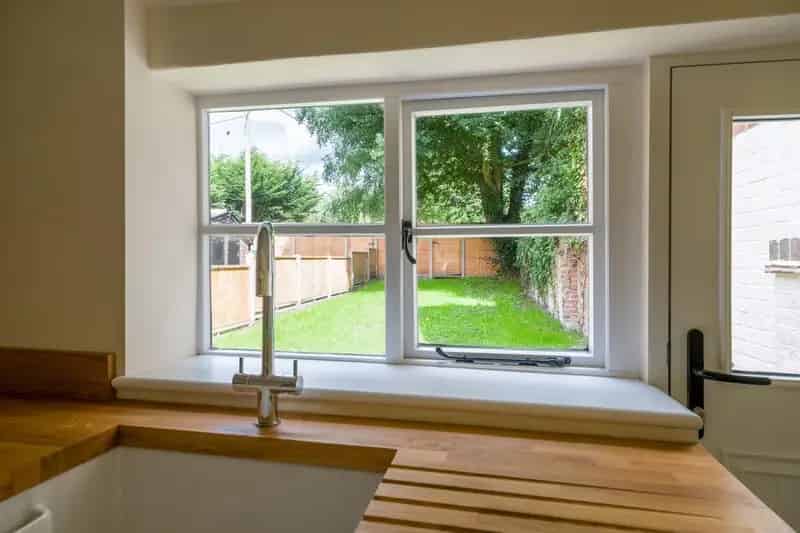 Grade II Listed 2-Bedroom Cottage For Sale