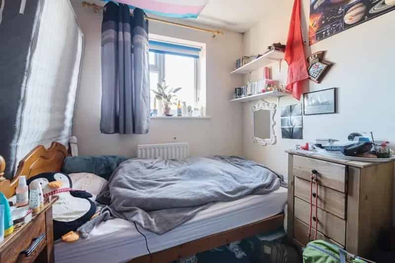 3 Bed Semi-Detached House For Sale