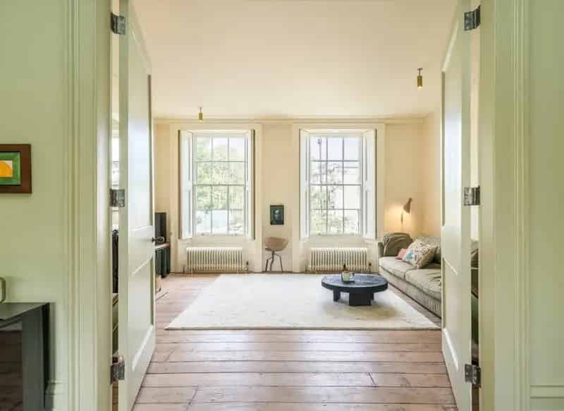 Grade II Listed Peckham Villa 2093 sq ft Driveway Garden