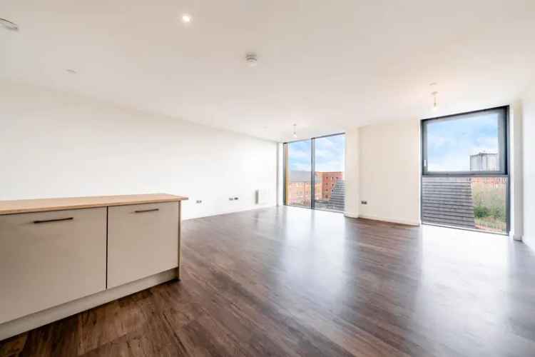 2-Bedroom Apartment in Cathcart Glasgow Modern Open-Plan Living Allocated Parking