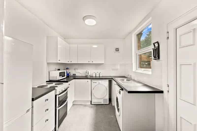 2 Bed House for Sale Near Amenities and Transport