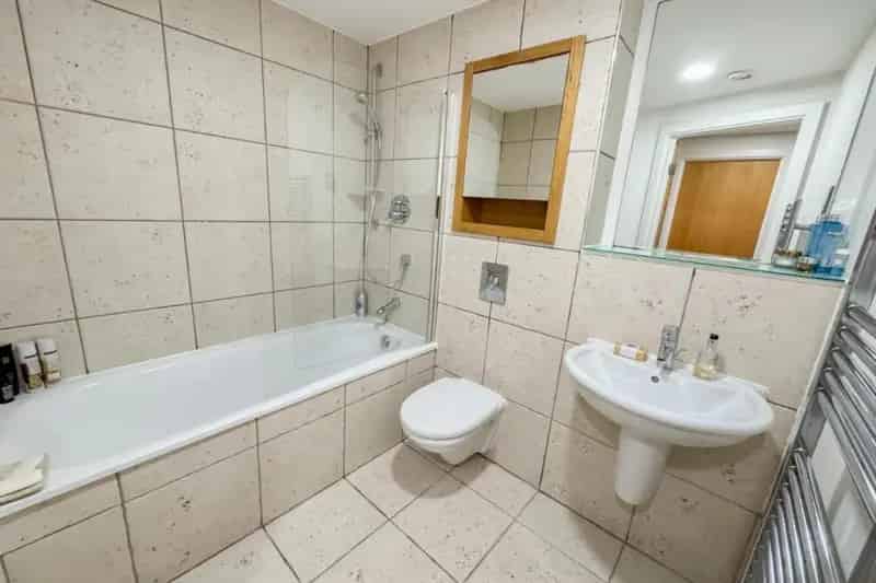 1 Bed Apartment for Sale in Clarence Dock - First Time Buyer or Investor