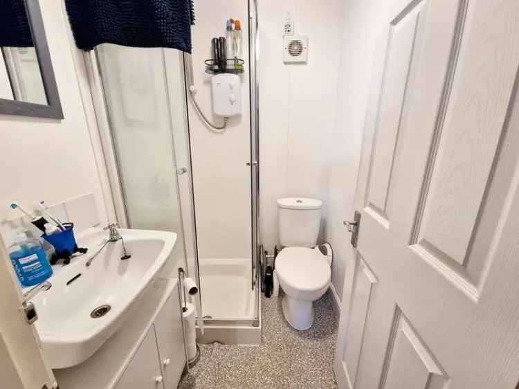 1 Bedroom Flat For Sale in Falmouth, Cornwall