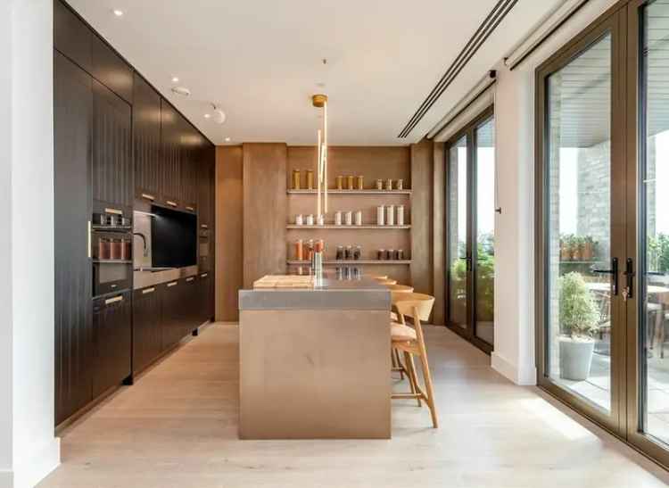 Luxury 3-Bedroom Penthouse Apartment in London