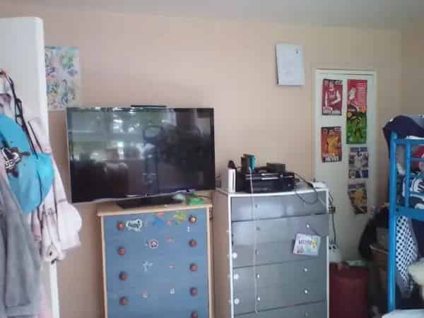 Spacious 2 Bed Maisonette Near Amenities and Schools