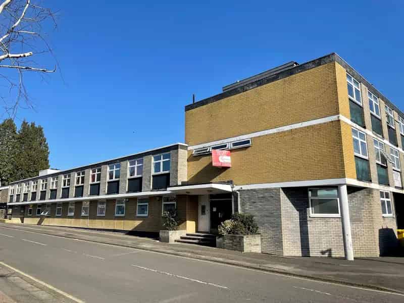 Penthouse Office Suite Reigate Town Centre