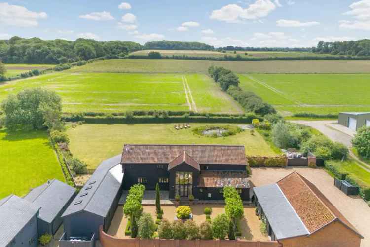 5 Bedroom Barn Conversion Stowlangtoft