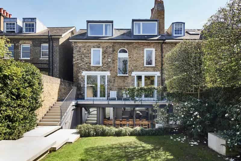 Westbridge Road II London SW11 Modern House for Sale