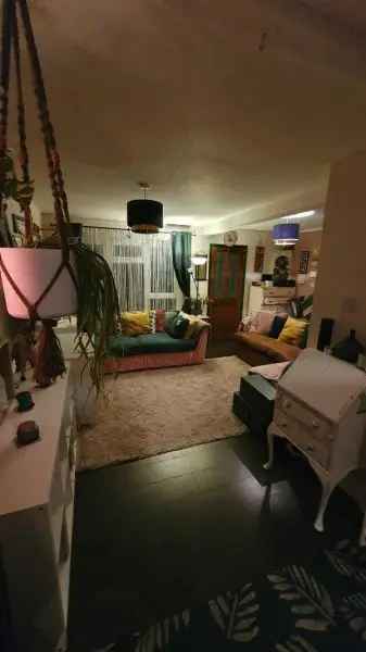 House For Rent in Basingstoke and Deane, England