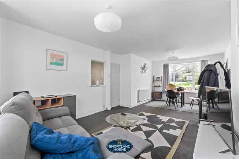 3 Bedroom End Terrace House for Rent