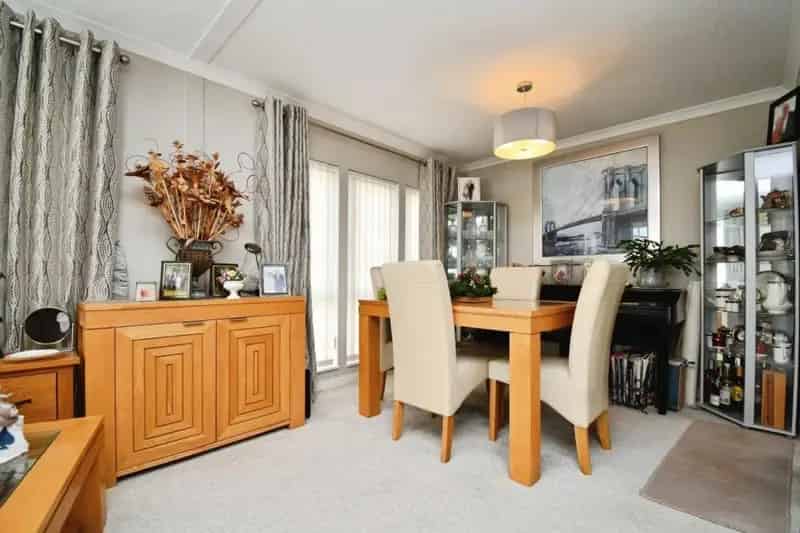 3 Bed Detached Park Home in Gated Community