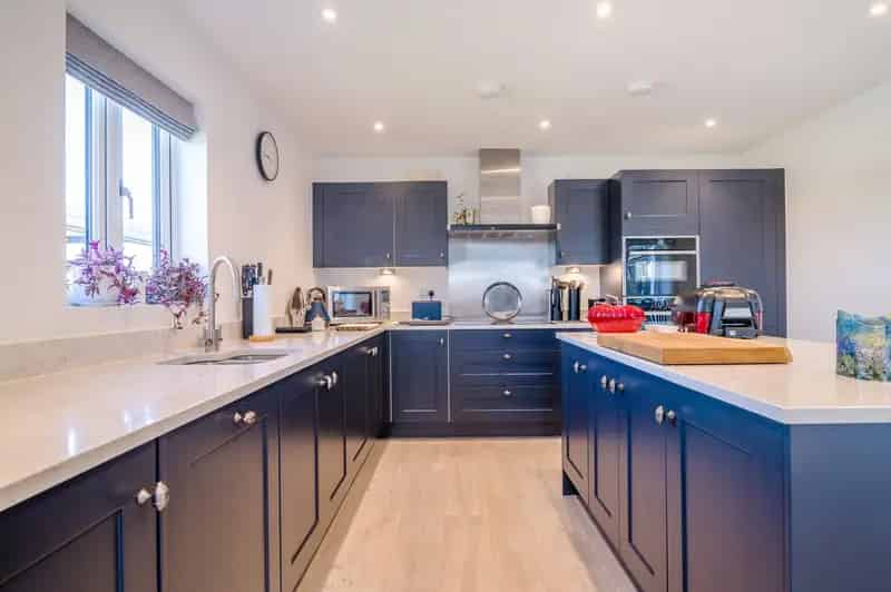 5 Bedroom Detached House For Sale Newnham