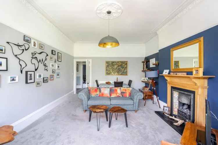 3 Bedroom Apartment for Sale in Pollokshields