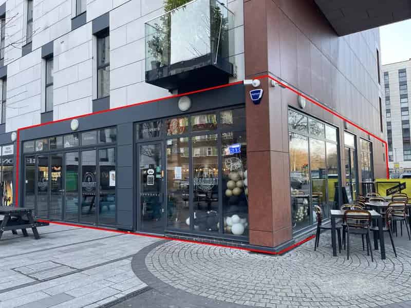 Licensed Coffee Shop Investment 7.5% Yield 1900 sq ft