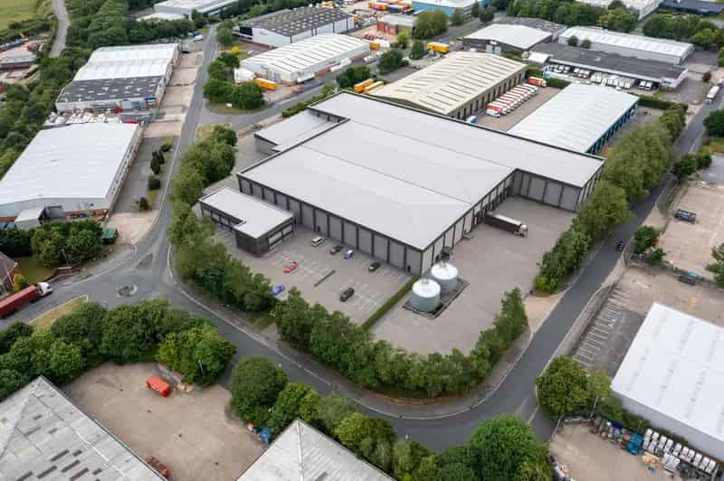 High Bay Warehouse 10463.50 Sqm Two Secure Yards Southampton