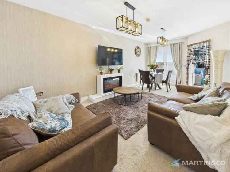 2 Bedroom Seaside Apartment Stunning Views Allocated Parking
