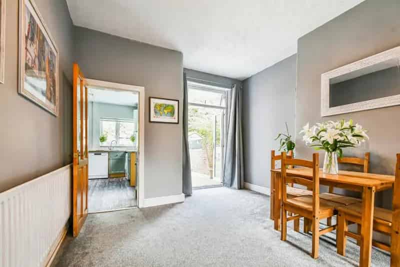 2 Bedroom House For Sale Near York City Walls