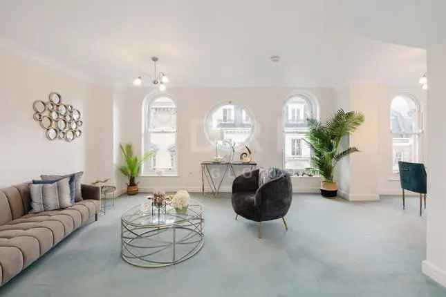 Flat for sale in Garrick Street, London WC2E